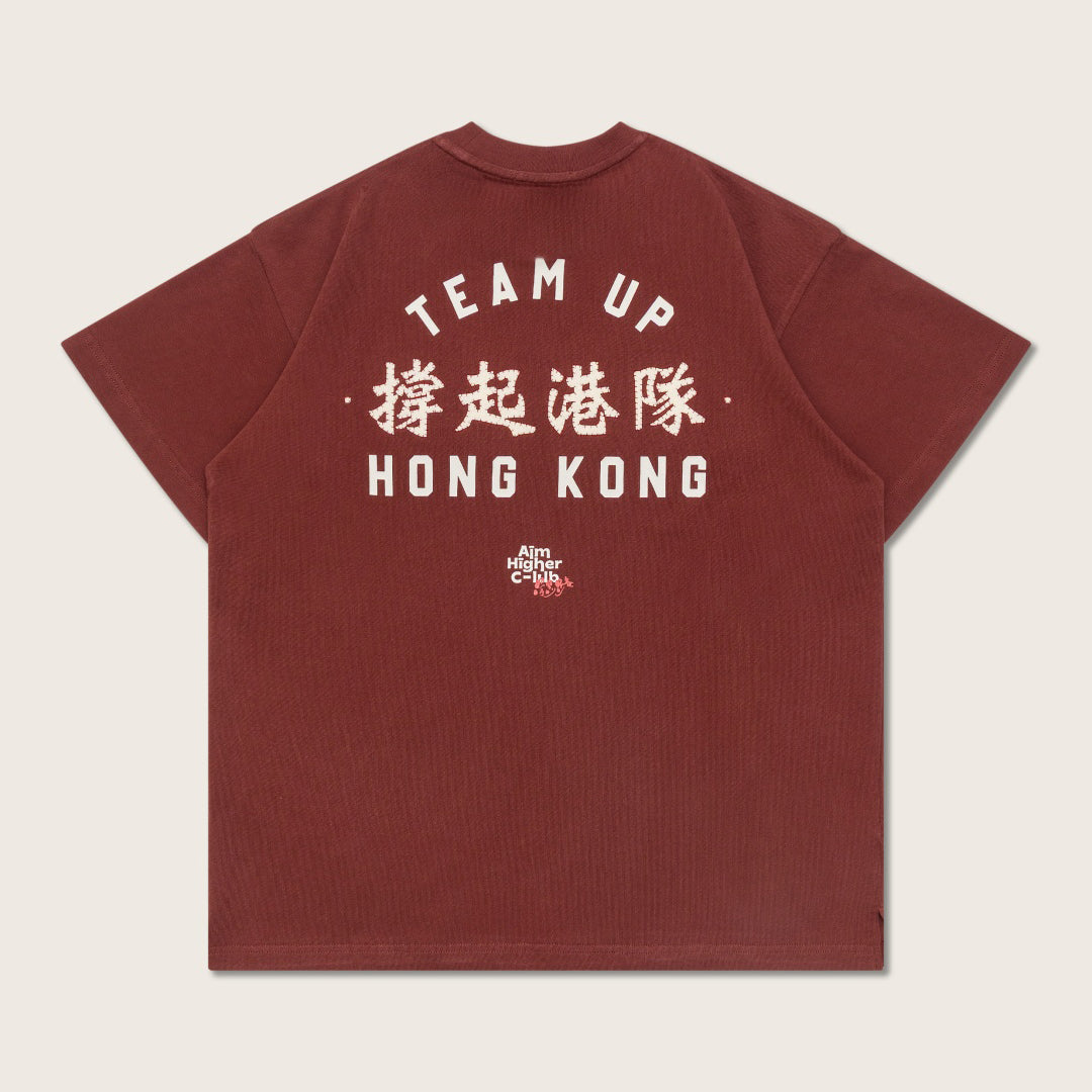《體路》X AHC 撐起港隊 Tee (主場紅/Team Red)